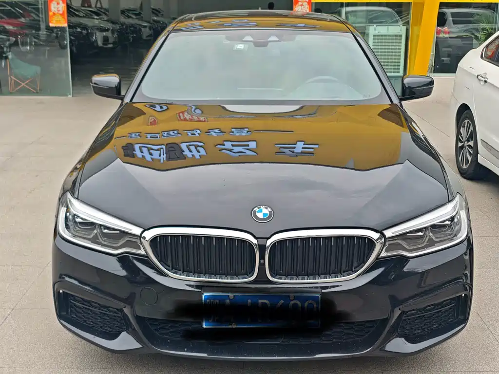 BMW 5 Series 2019 — фото 3