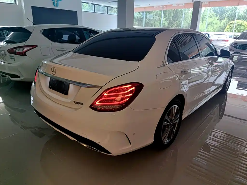 Mercedes-Benz C-Class 2018
