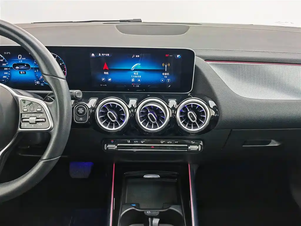 Mercedes-Benz GLA 2020 — фото 12
