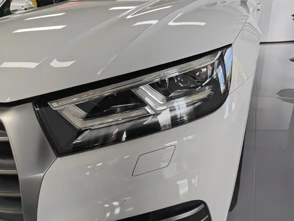 Audi Q5L 2019 — фото 24