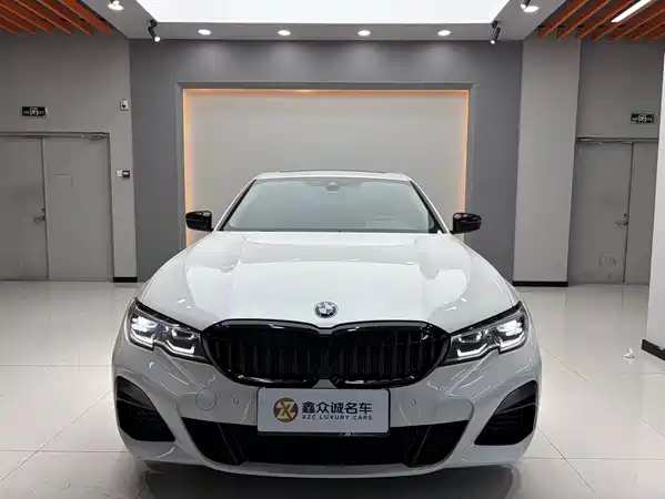 BMW 3 Series 2020
