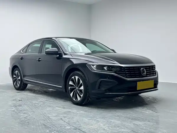 Volkswagen Passat 2024