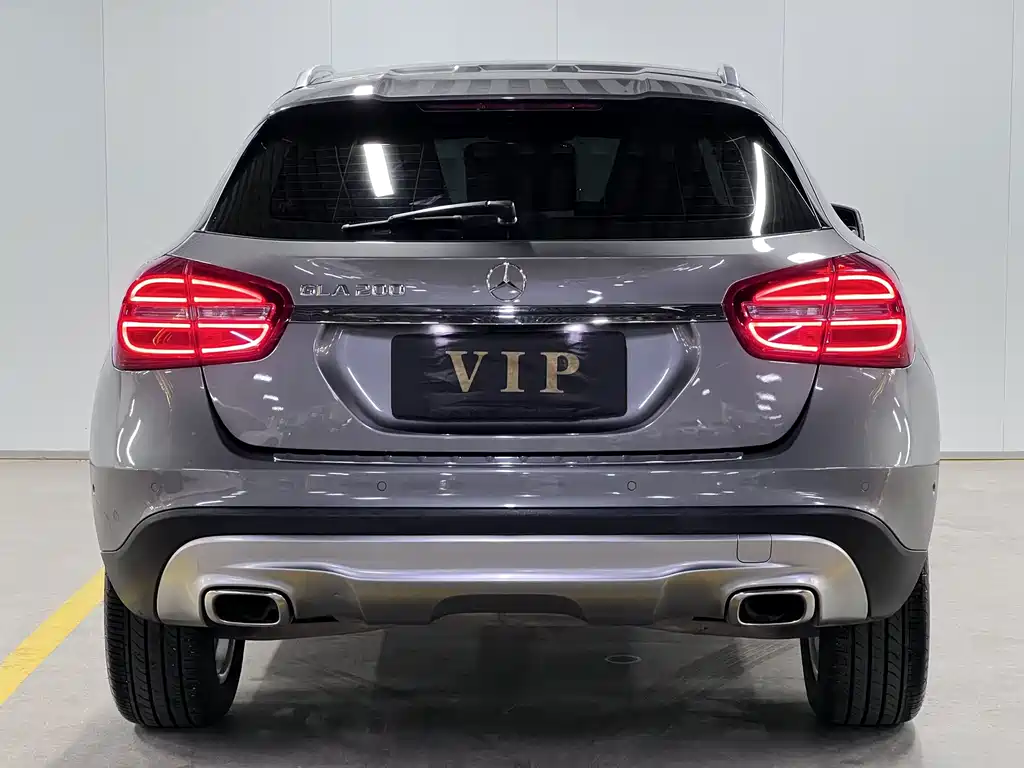 Mercedes-Benz GLA 2015