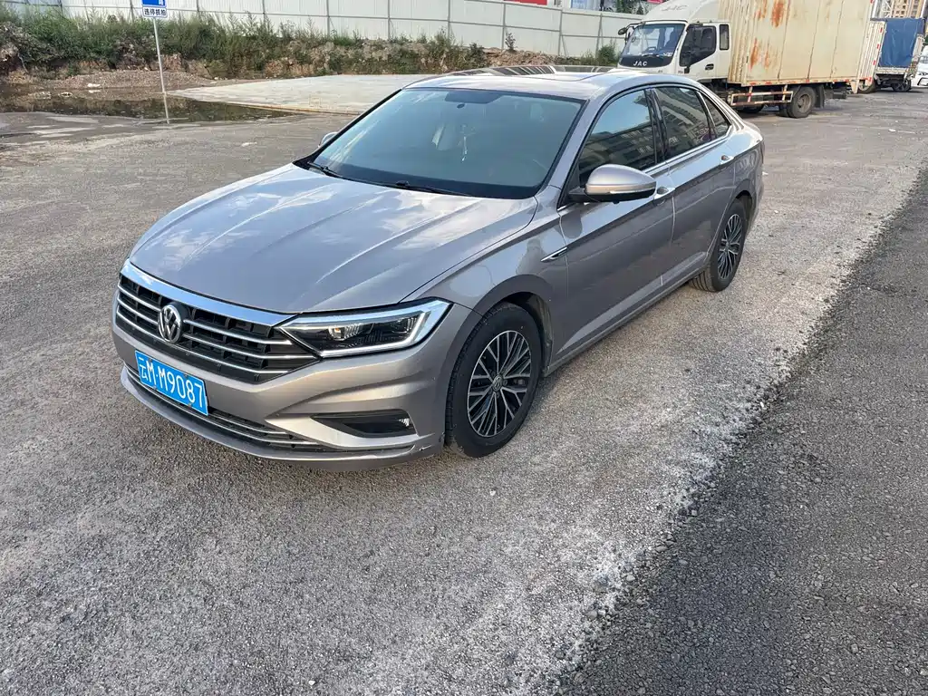 Volkswagen Sagitar 2020