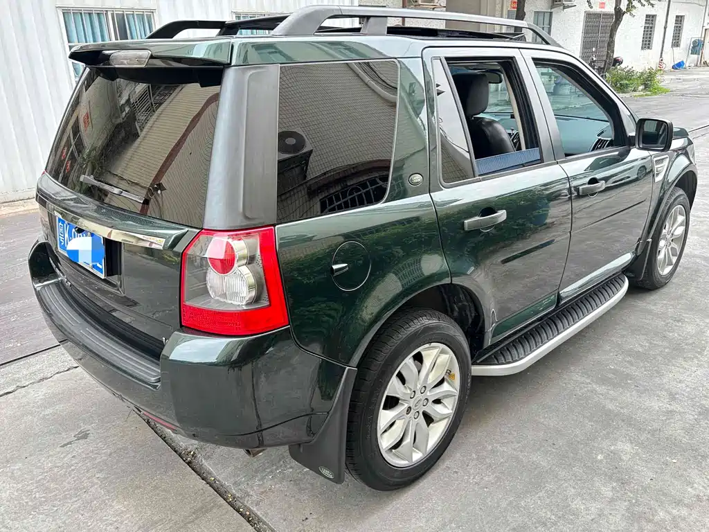 Land Rover Freelander 2 2011 — фото 4