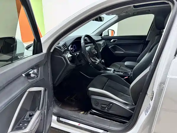 Audi Q3 2023