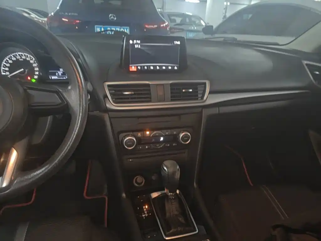 Mazda 3 Angkesela 2017 — фото 13