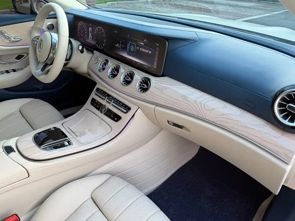 Mercedes-Benz E-Class 2021 — фото 12