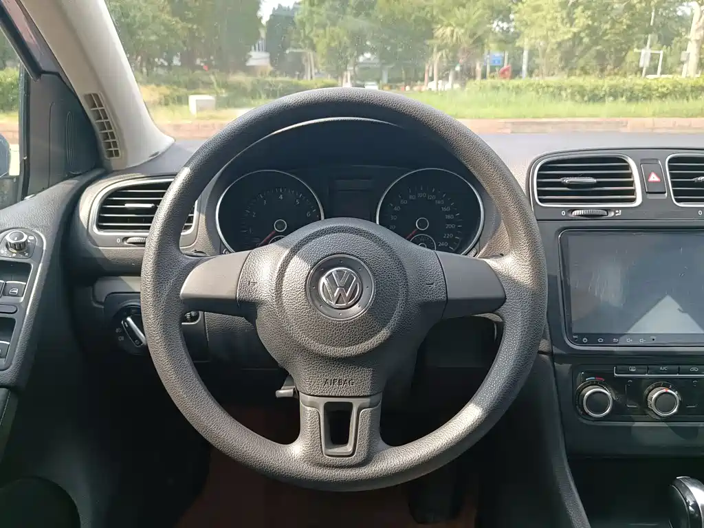 Volkswagen Golf 2013 — фото 13