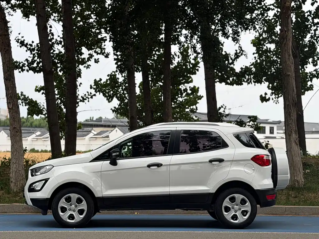 Ford Ecosport 2017 — фото 3