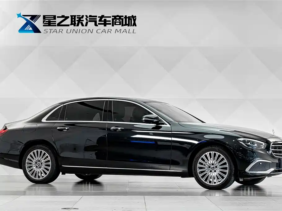 Mercedes-Benz E-Class 2022