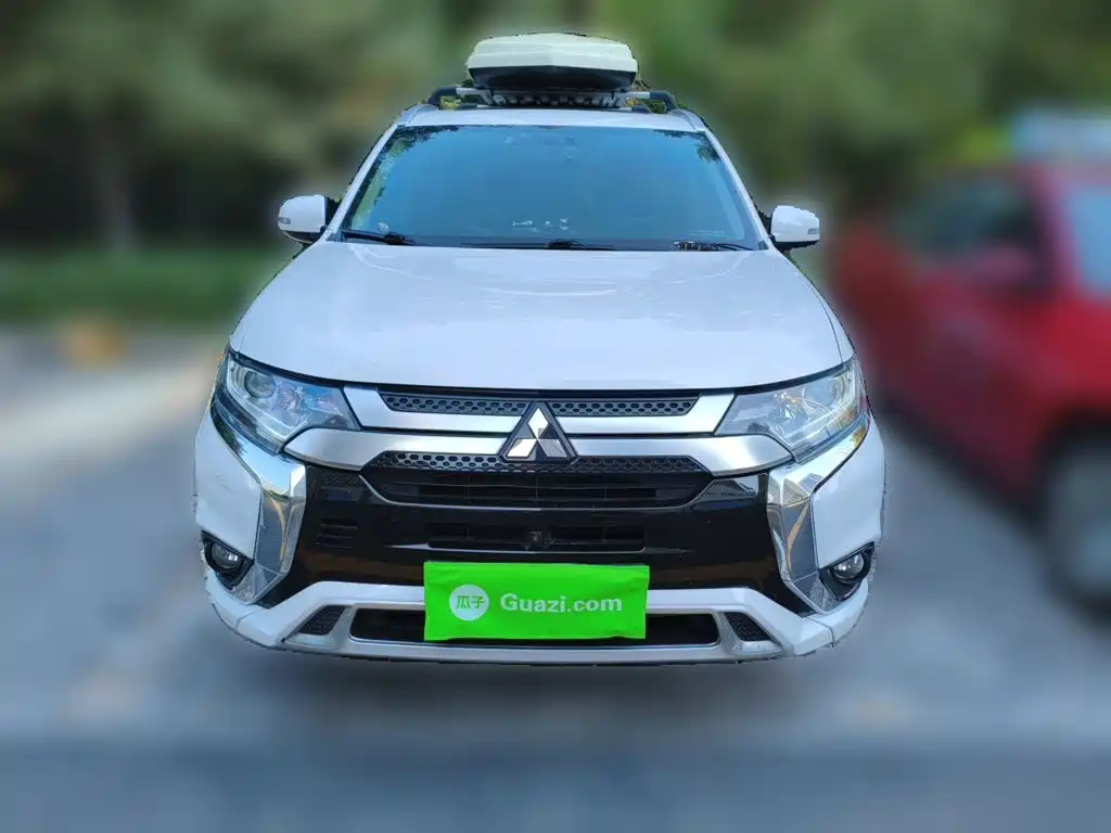 Mitsubishi Outlander 2021 — фото 24