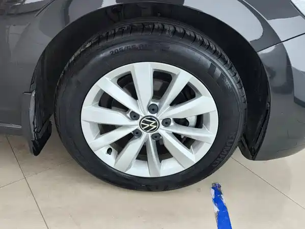 Volkswagen Bora 2021