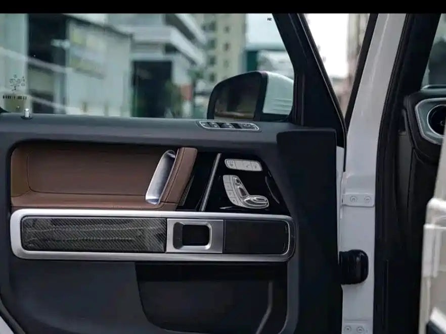 Mercedes-Benz G-Class 2022 — фото 11