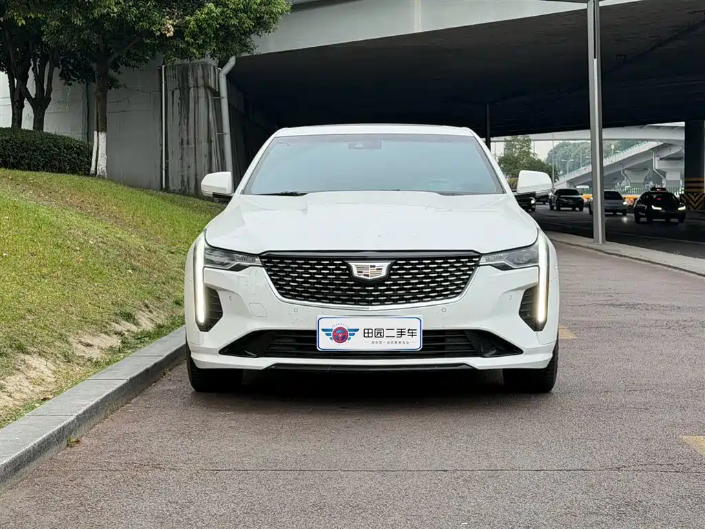 Cadillac CT4 2023 — фото 2