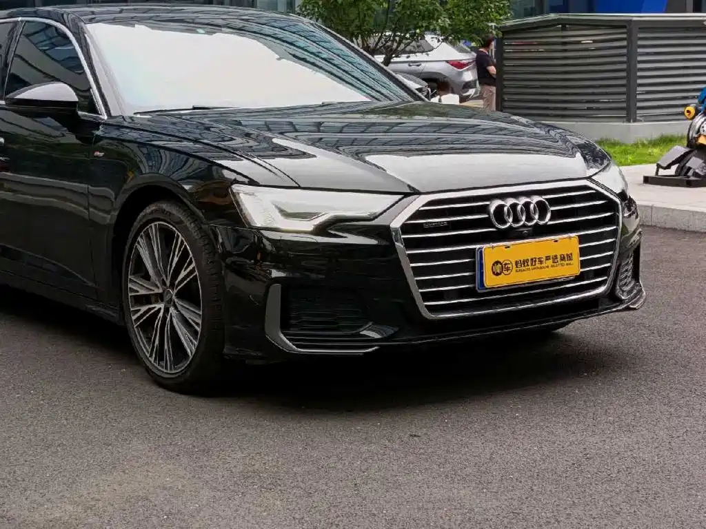 Audi A6L 2022