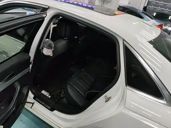 Audi A4L 2021