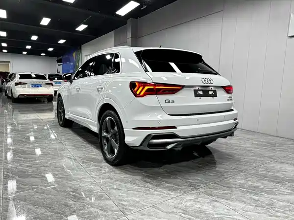 Audi Q3 2022