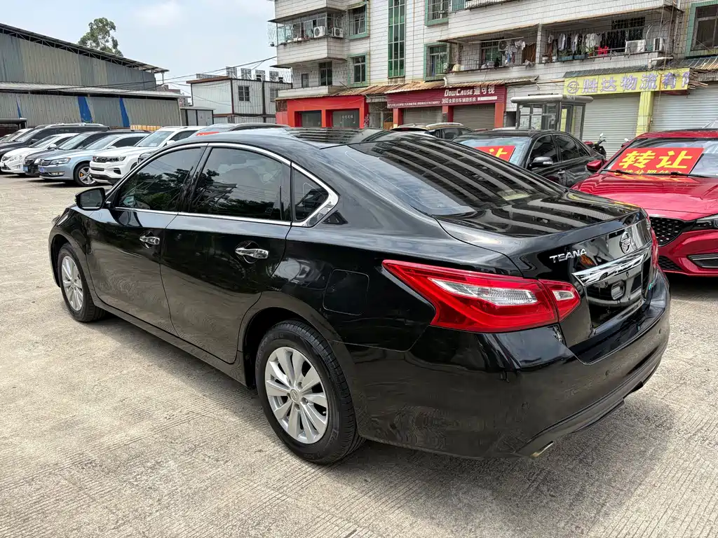 Nissan Teana 2017