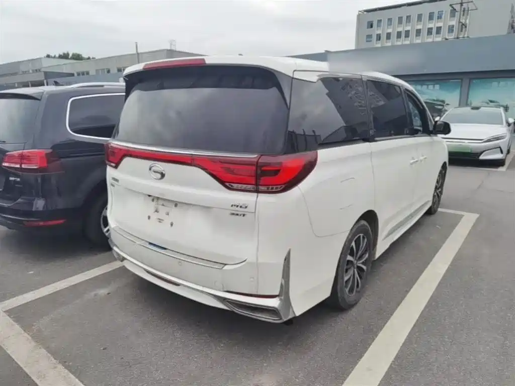 GAC Motor Trumpchi M8 2021 — фото 7