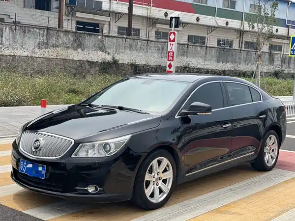 Buick LaCrosse 2013