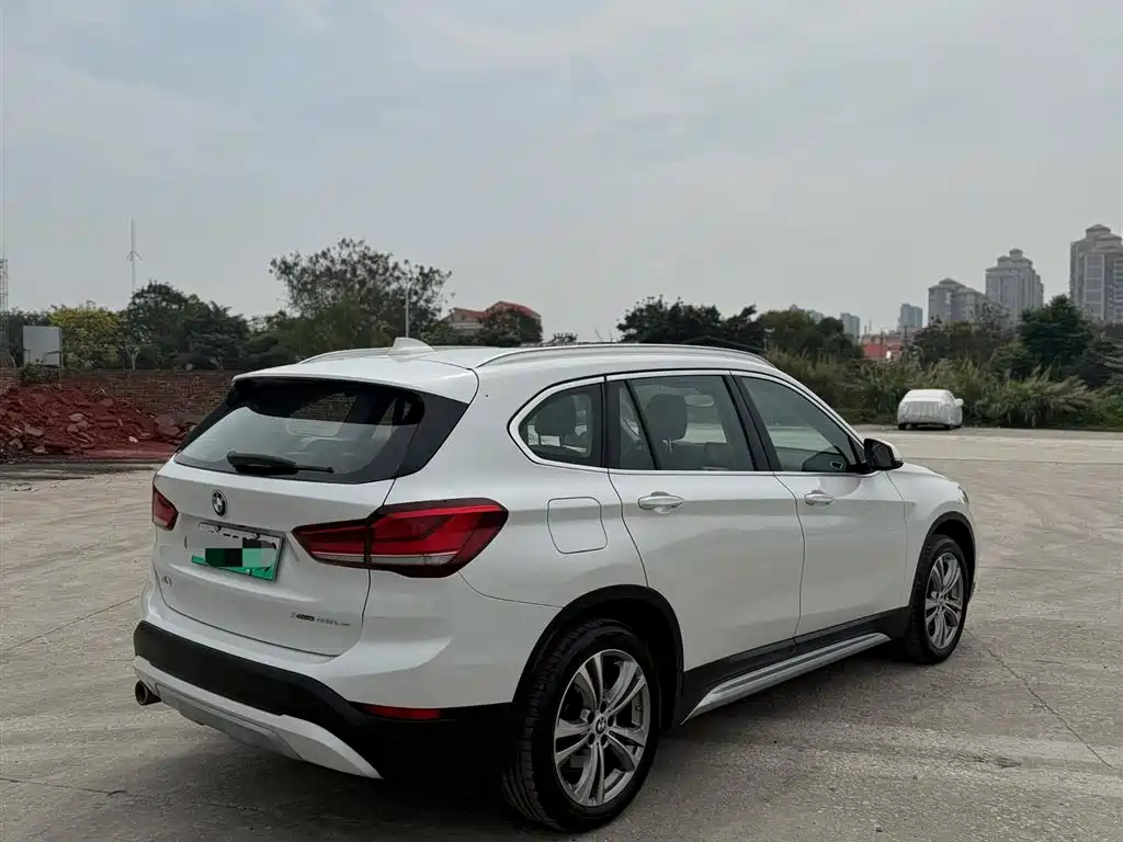 BMW X1 2020 — фото 4