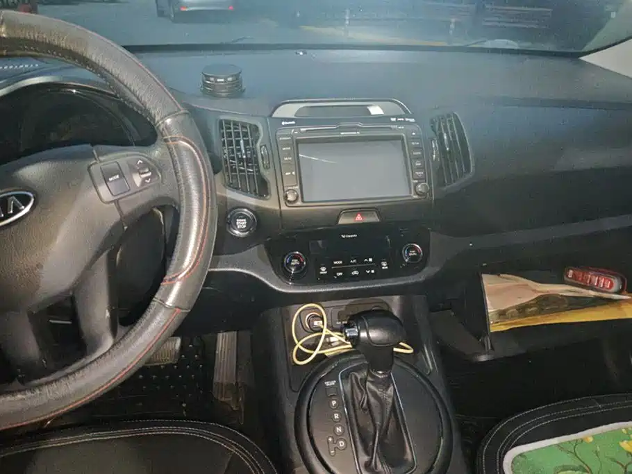 Kia Sportage 2012 — фото 13