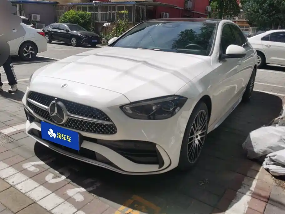 Mercedes-Benz C-Class 2024