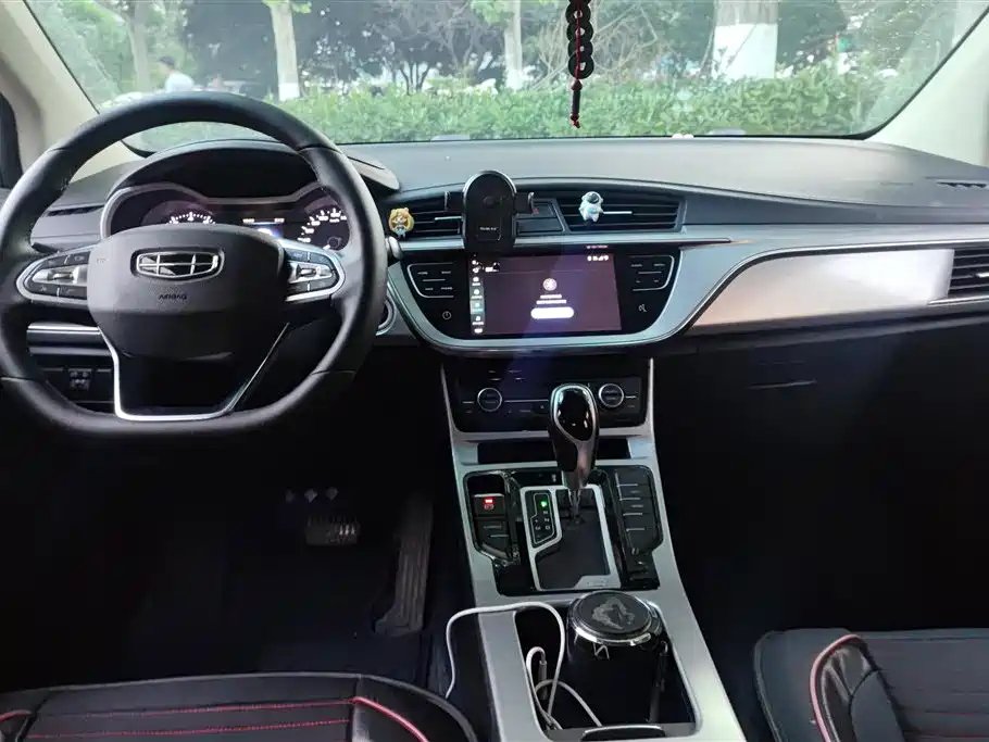 Geely Emgrand GS 2020 — фото 12