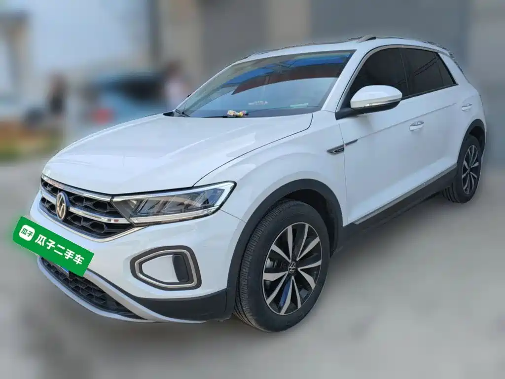 Volkswagen T-Roc 2023 — фото 2