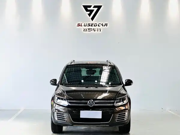 Volkswagen Tiguan 2015