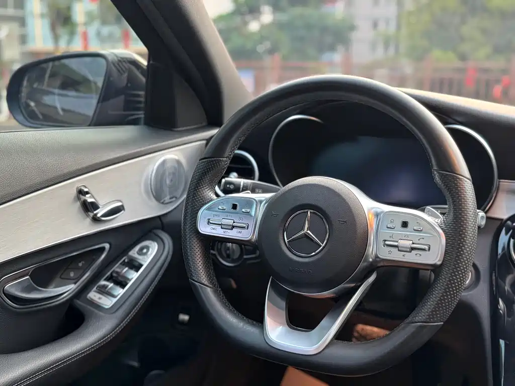 Mercedes-Benz C-Class 2021 — фото 15