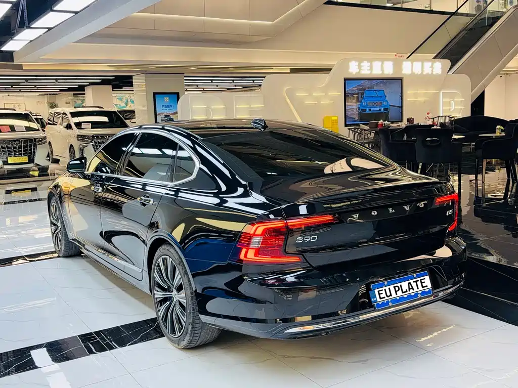 Volvo S90 2021 — фото 3