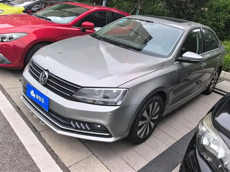 Volkswagen Sagitar 2017
