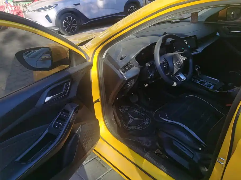 MG MG5 2021