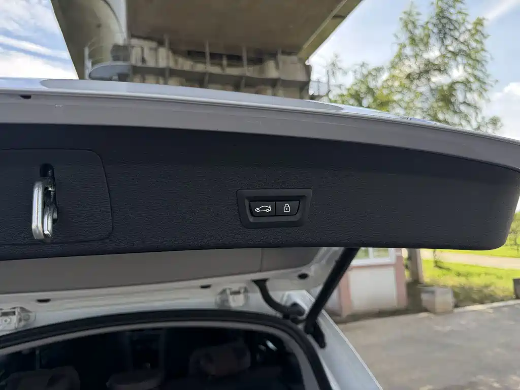 BMW X1 2022 — фото 15