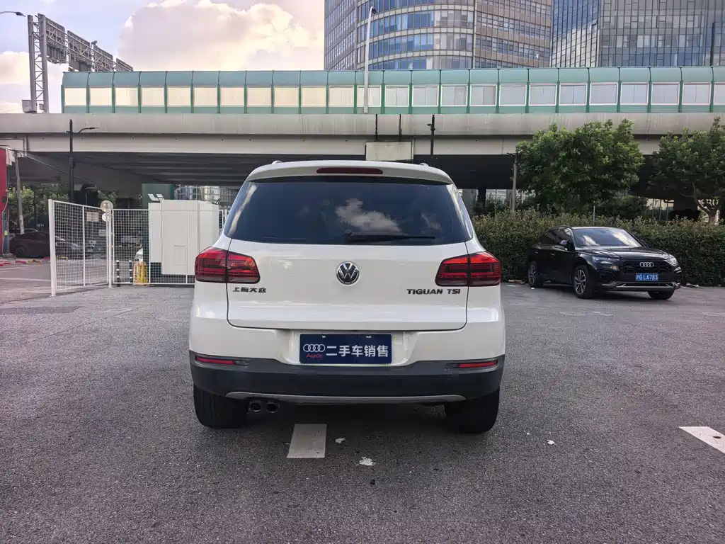 Volkswagen Tiguan 2014