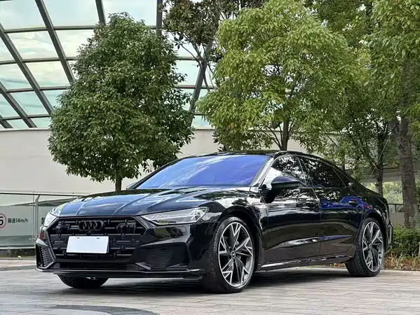 Audi A7L 2023