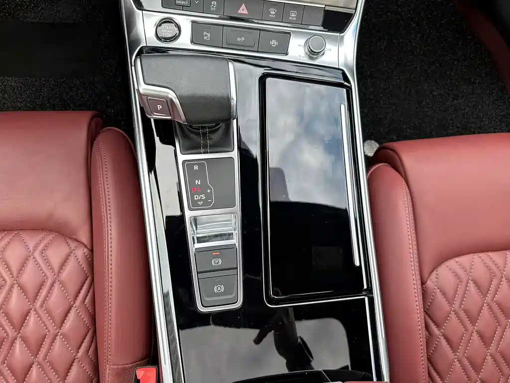 Audi A7L 2023 — фото 14