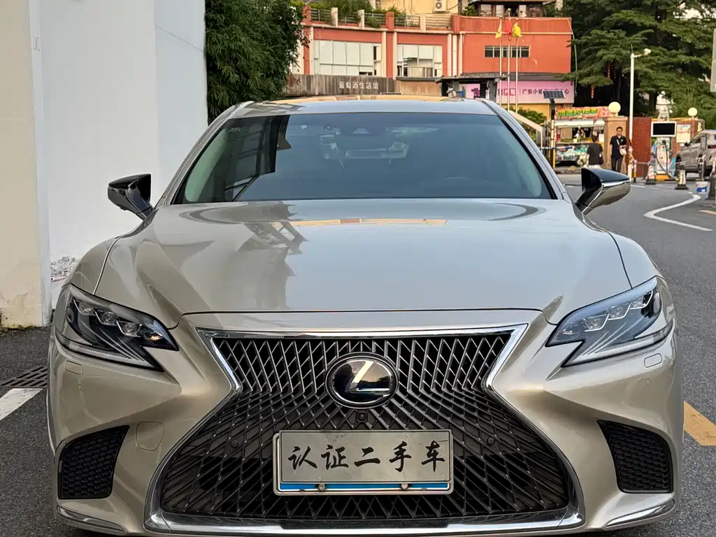 Lexus LS 2019 — фото 2
