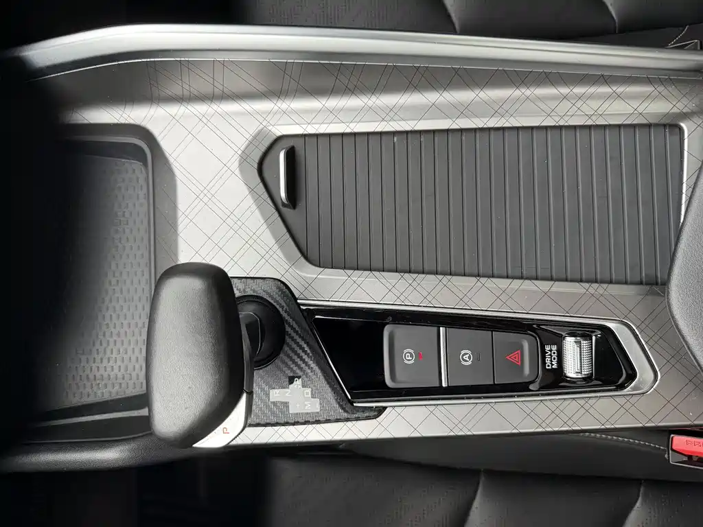 Geely Xingrui 2022 — фото 14