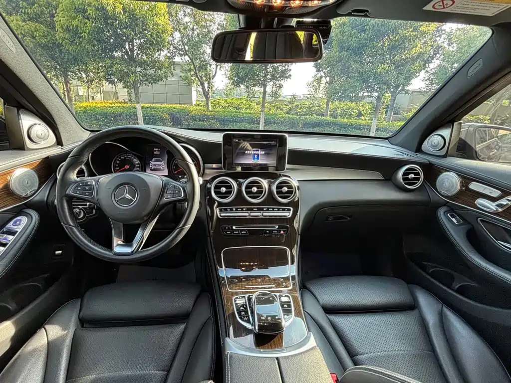 Mercedes-Benz GLC 2019 — фото 11