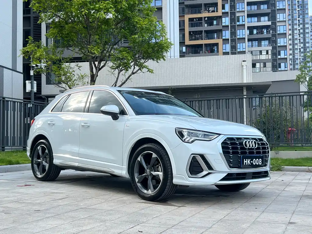Audi Q3 2019 — фото 3