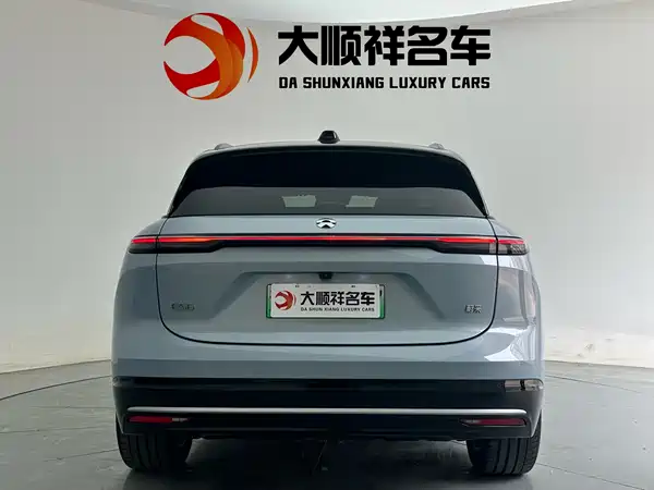 NIO ES6 2025