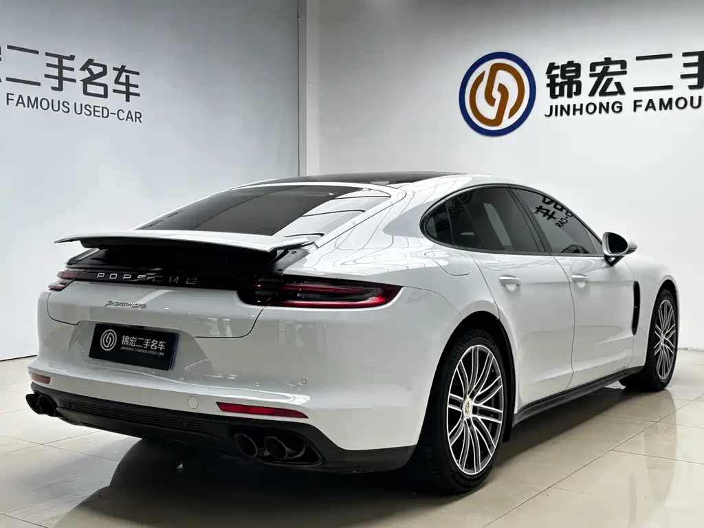 Porsche Panamera 2017 — фото 22