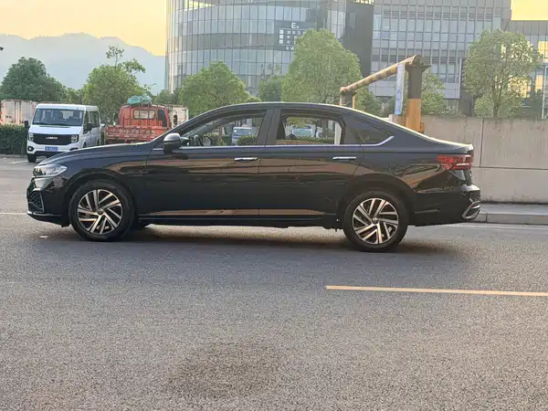 Volkswagen Lavida 2024