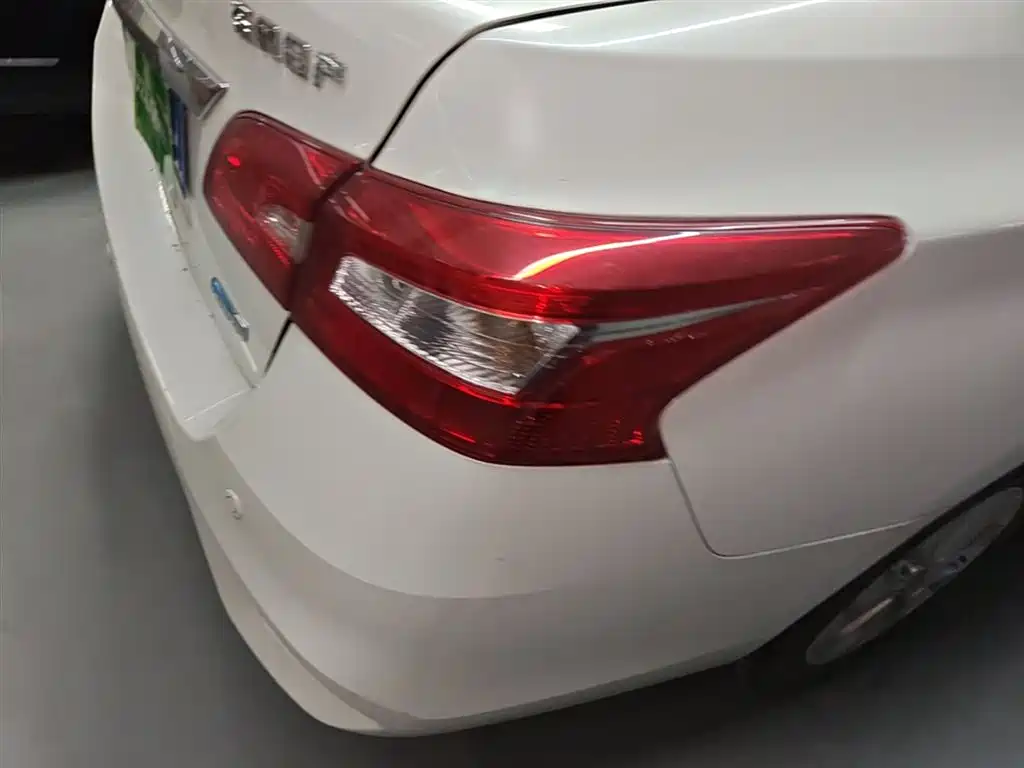 Nissan Sylphy 2016 — фото 8