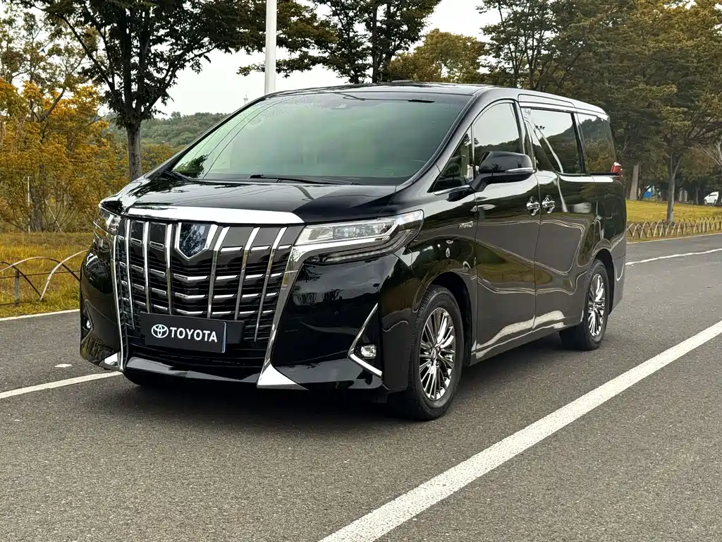 Toyota Alphard 2020 — фото 1