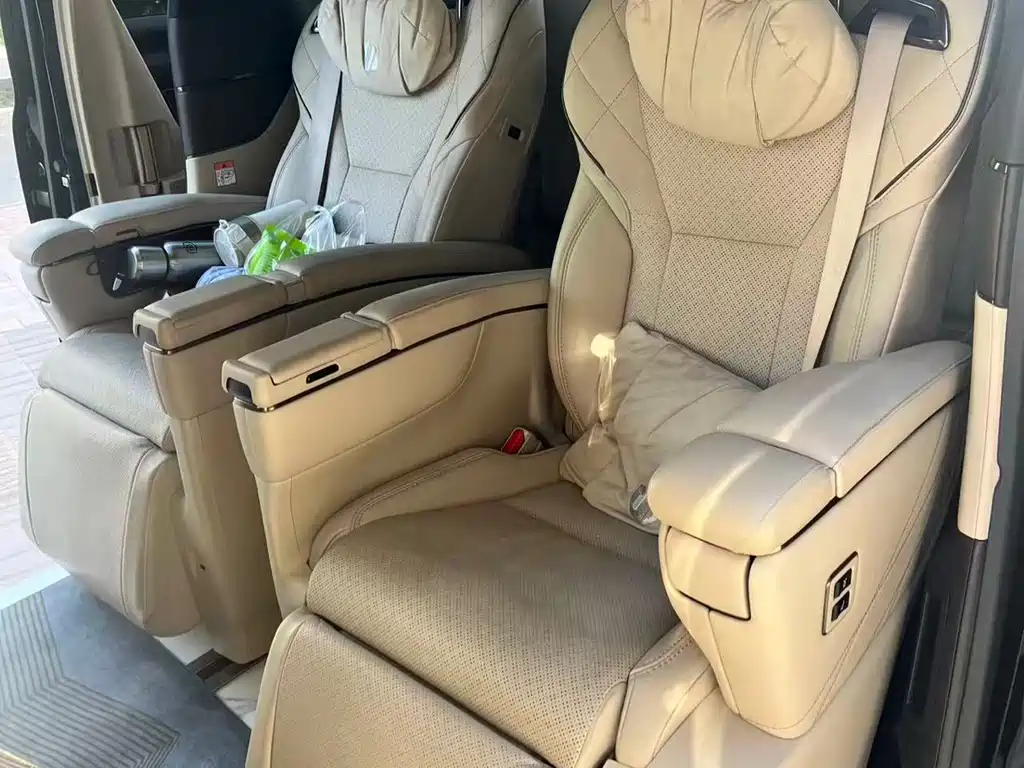 Toyota Alphard 2024 — фото 7