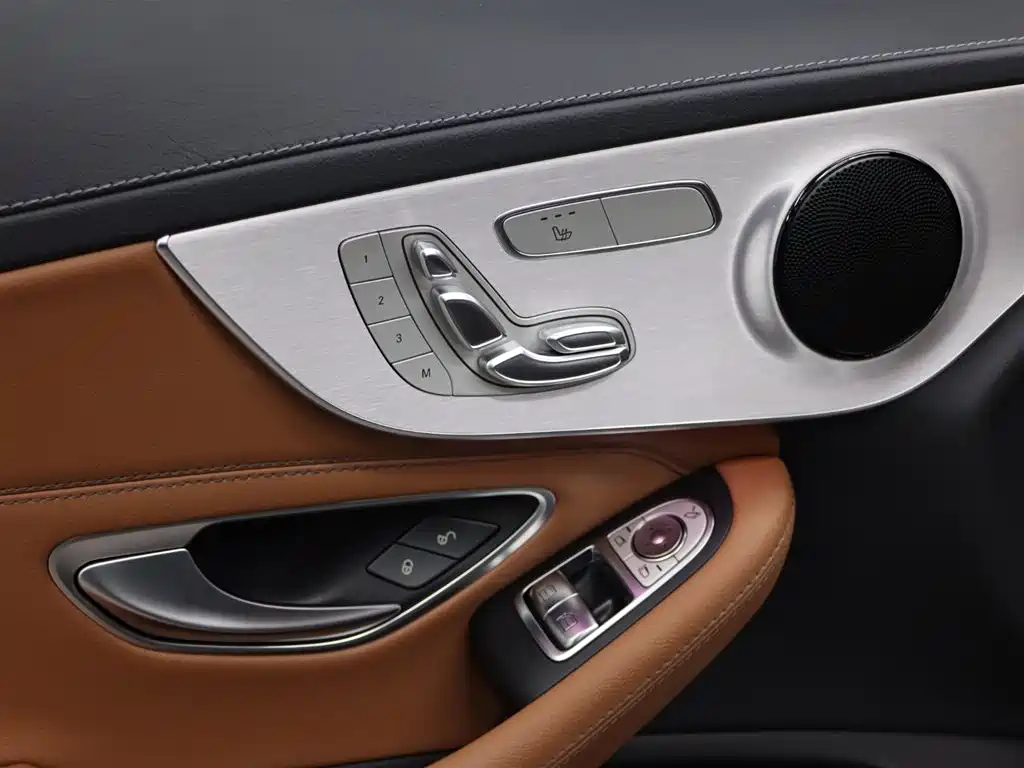 Mercedes-Benz C-Class 2022 — фото 6